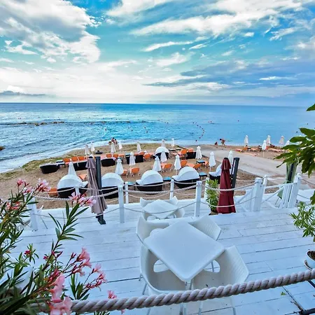 アパート Dreams In La *