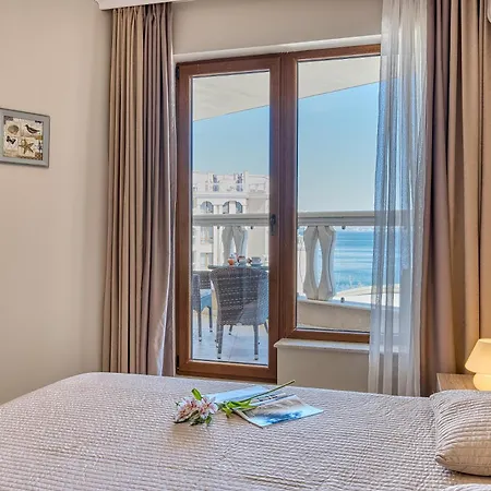 アパート Dreams In La *