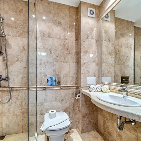 Dreams In La * Golden Sands