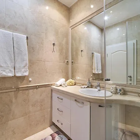 Dreams In La Apartment Golden Sands