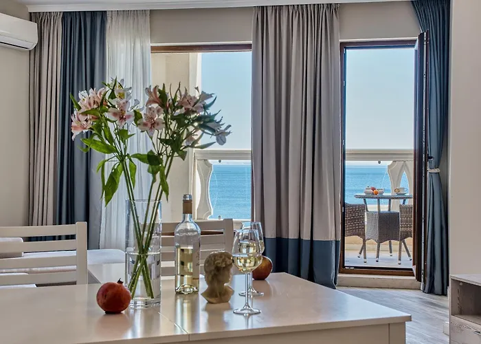 Dreams In La Apartment