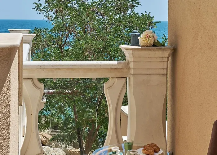 Dreams In La Apartment *