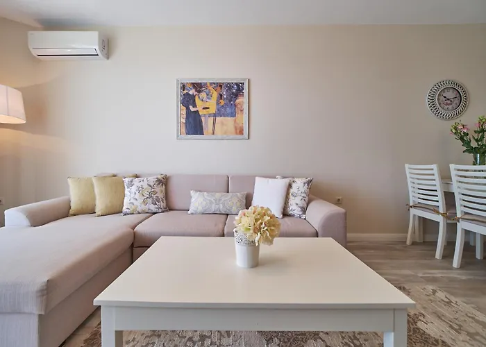 Dreams In La Apartment